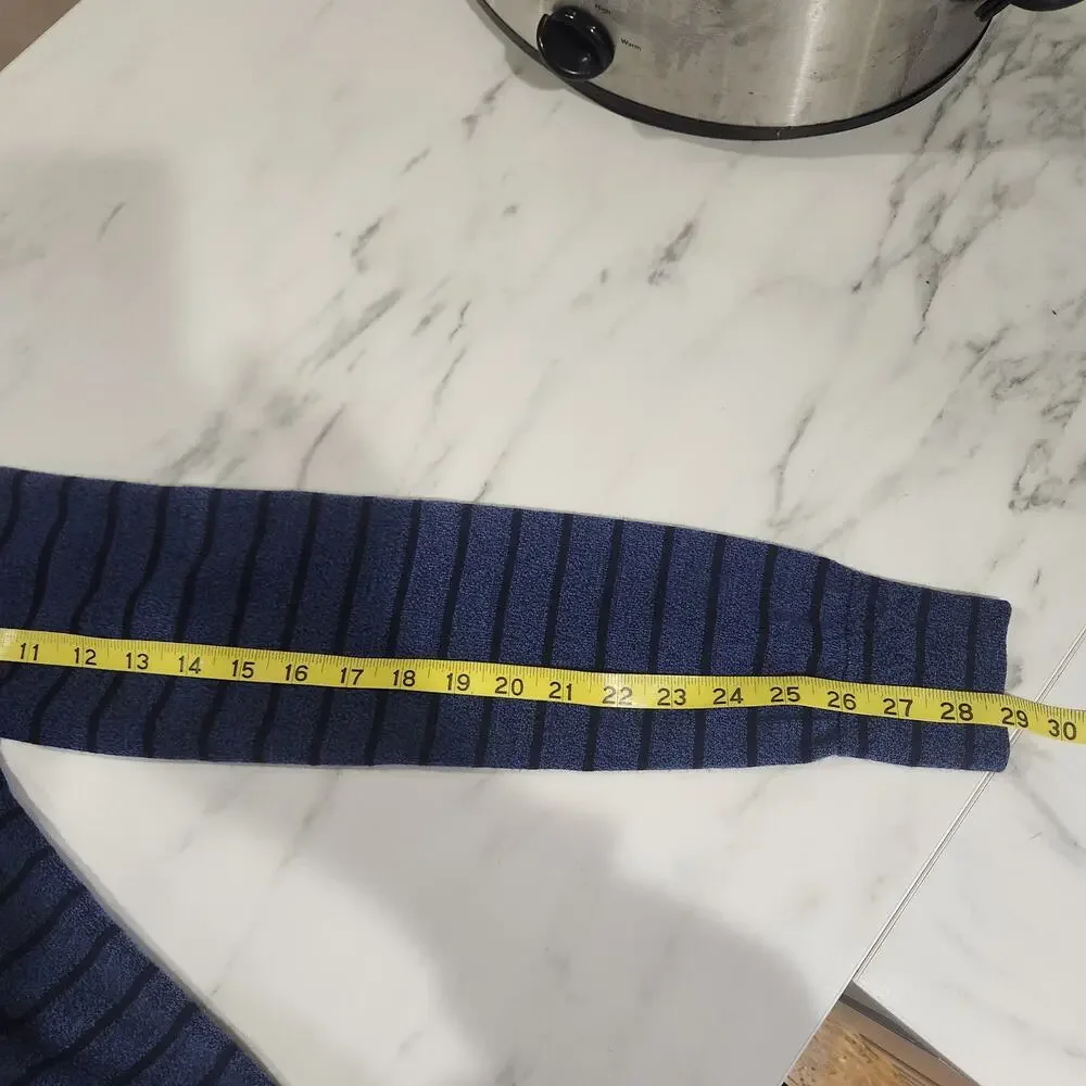 Banana Republic men excellent
